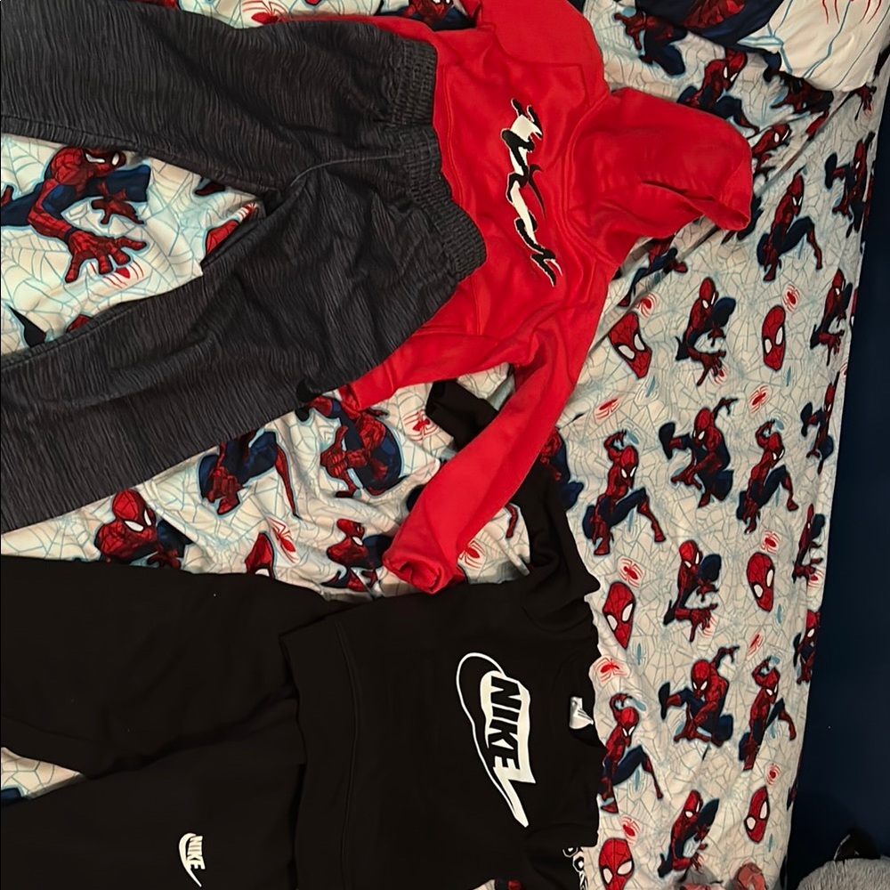 2 Nike Red and Black Hoodie and Sweatpants Set